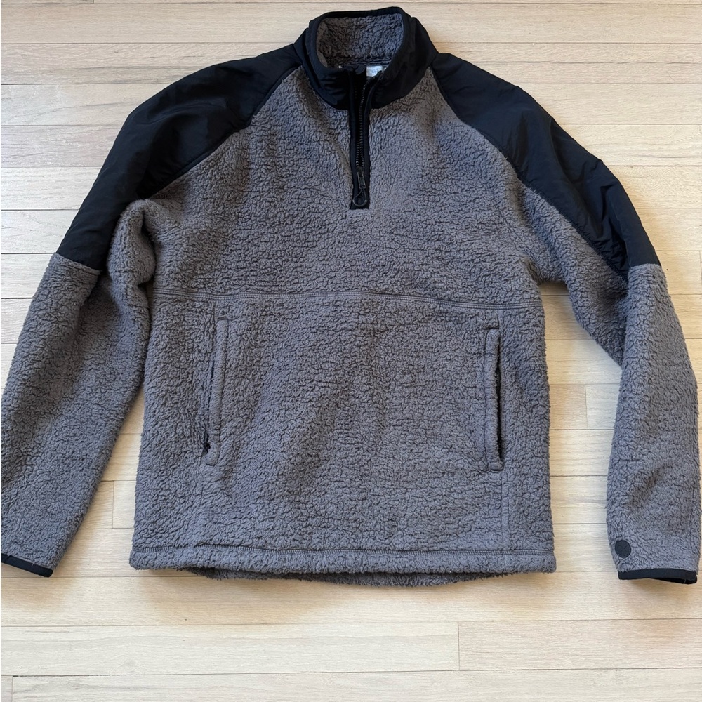 Outerknown Gray and Black Fleece Pullover